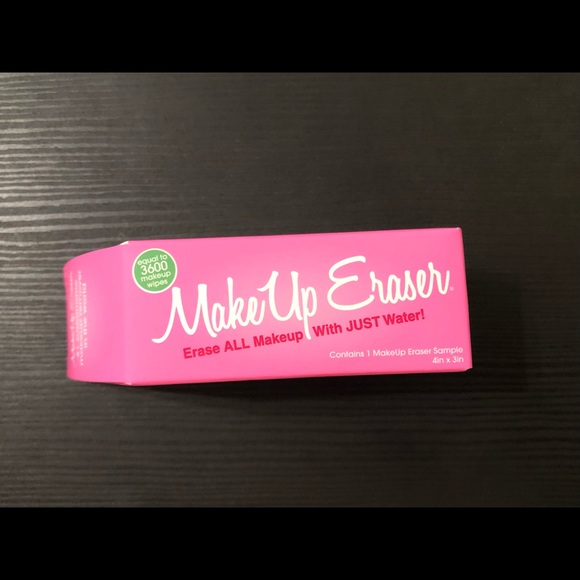 The Original MakeUp Eraser Makeup Remover Cloth - Picture 4 of 4